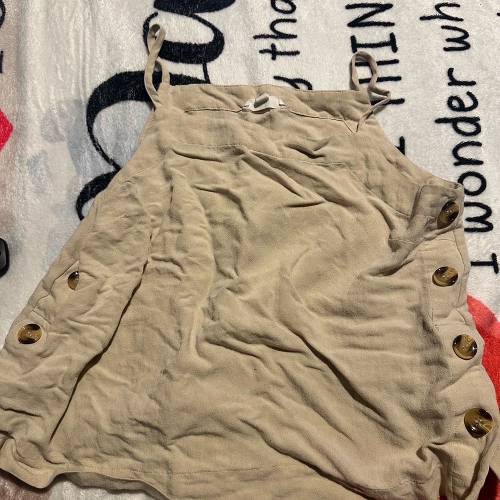 Tan summer wavy shirt